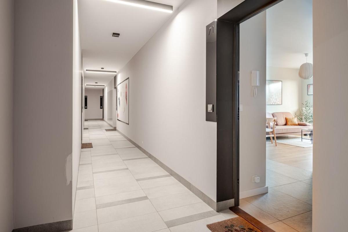 Cosy With A Comfy Work Space Appartement